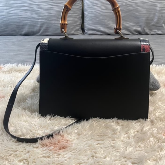 New Authentic GUCCI  Lilith medium  top handles tote - Picture 8 of 14